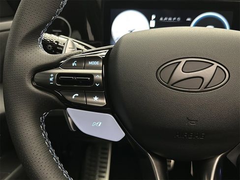 New 2025 Hyundai Elantra N image 18