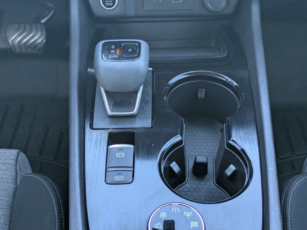 Used 2023 Nissan Rogue SV AWD/4WD image 20