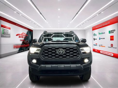 Used 2023 Toyota Tacoma TRD Sport AWD/4WD image 3