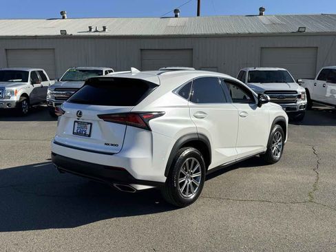 Used 2019 Lexus NX 300 FWD image 11