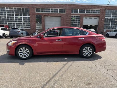 Used 2013 Nissan Altima 2.5 S image 4