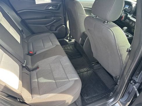 Used 2024 Chevrolet Trax LS FWD image 18
