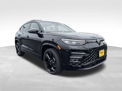 New 2025 Volkswagen Tiguan SE R-Line