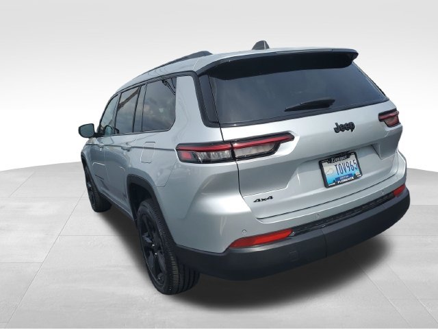 Used 2025 Jeep Grand Cherokee L Altitude AWD/4WD image 6