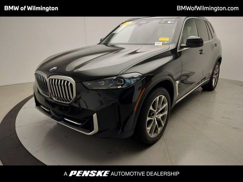 Certified 2024 BMW X5 xDrive40i w/ Premium Package AWD/4WD image 1