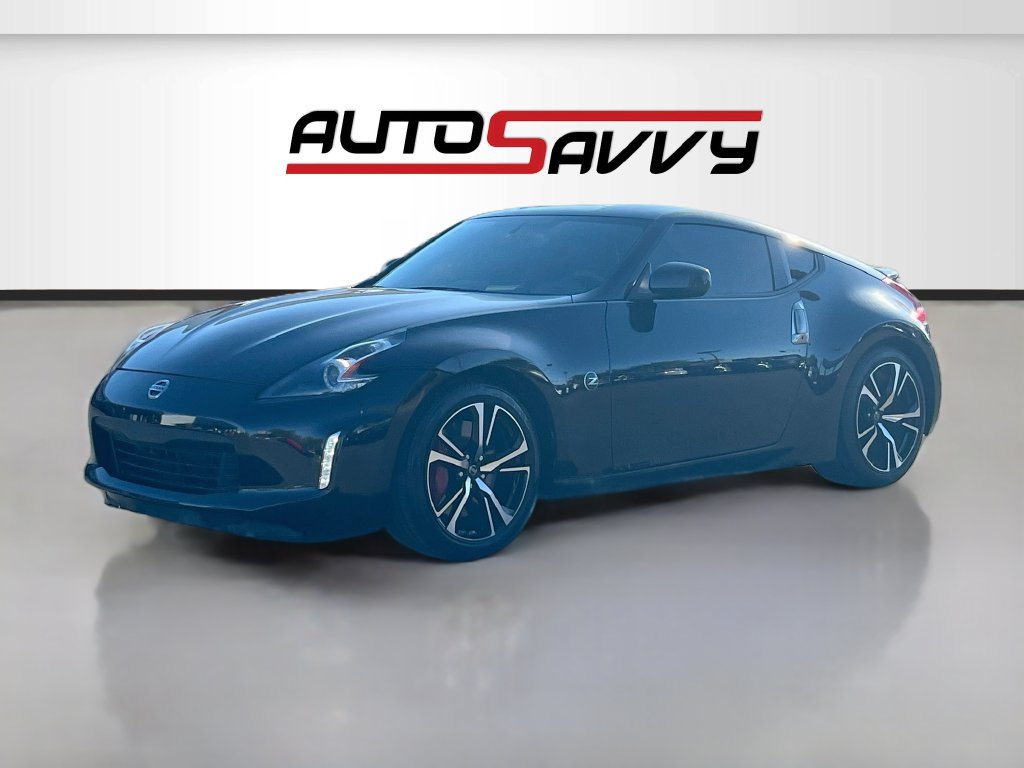 Used 2020 Nissan 370Z Touring Sport RWD image 3