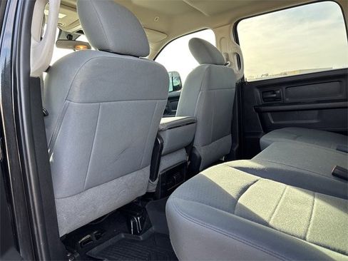 Used 2018 RAM 2500 Tradesman w/ Chrome Appearance Group image 14