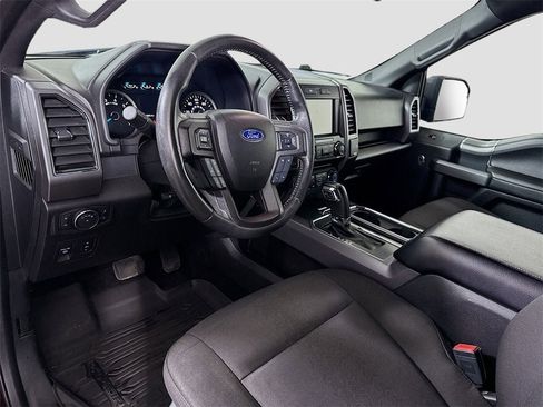 Used 2018 Ford F150 XLT w/ Equipment Group 302A Luxury image 3