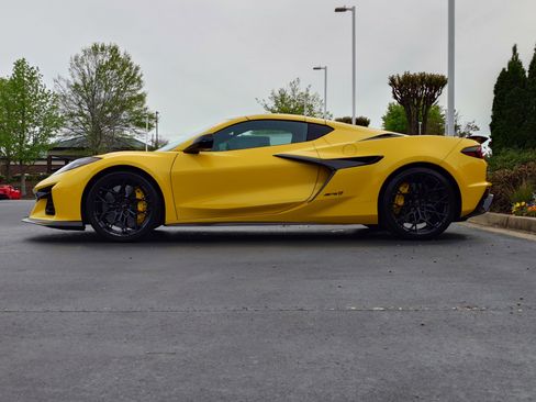 Used 2026 Chevrolet Corvette ZR1 w/ Stealth Interior Trim Package image 7