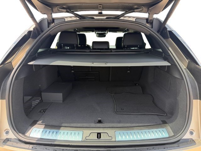 New 2026 Land Rover Range Rover Velar S AWD/4WD image 18