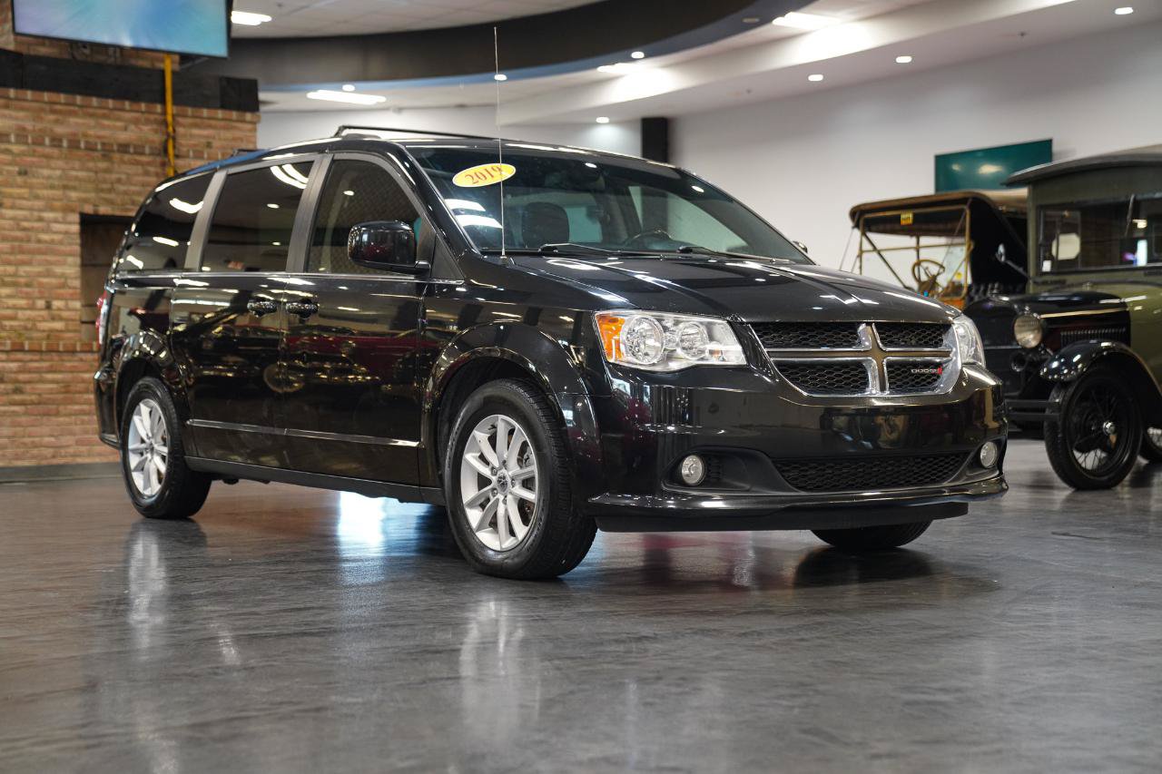 Used 2019 Dodge Grand Caravan SXT FWD image 5
