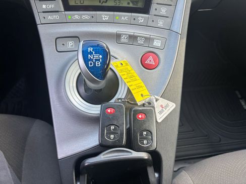 Used 2013 Toyota Prius Two image 35