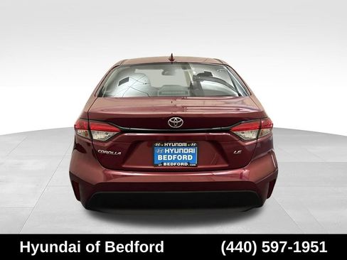 Used 2025 Toyota Corolla LE FWD image 6