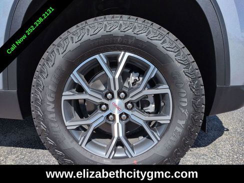 New 2026 GMC Acadia AT4 w/ Luxury Package AWD/4WD image 12
