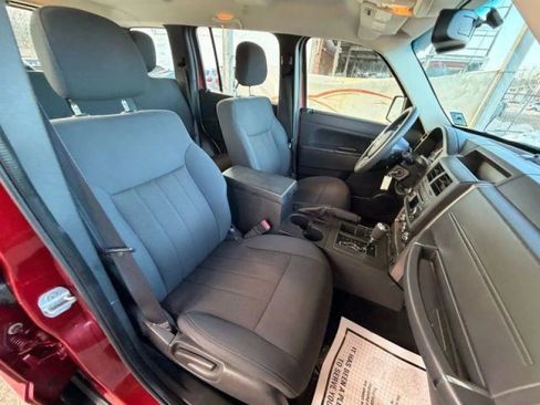 Used 2012 Jeep Liberty Sport w/ Driver Convenience Group AWD/4WD image 21