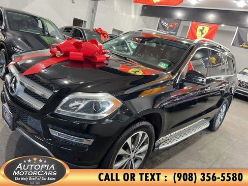 Used 2014 Mercedes-Benz GL 450 4MATIC image 2