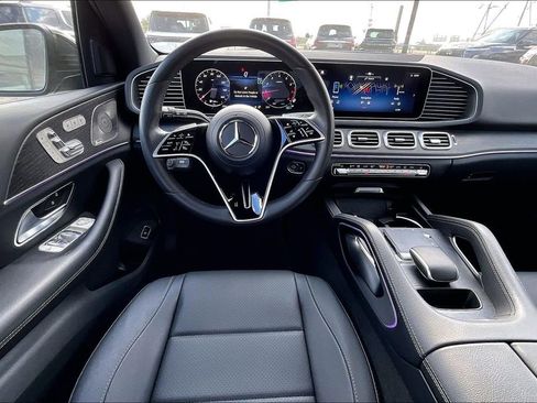 Used 2025 Mercedes-Benz GLE 350 4MATIC image 8