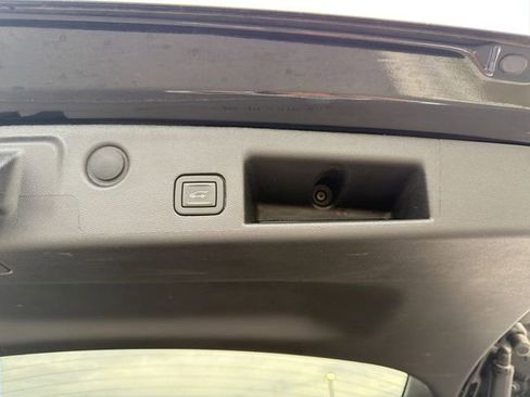 Used 2024 Chevrolet Equinox LT image 20