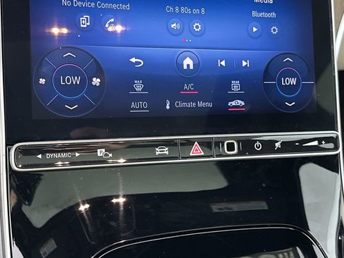 Used 2022 Mercedes-Benz C 300 Sedan image 18