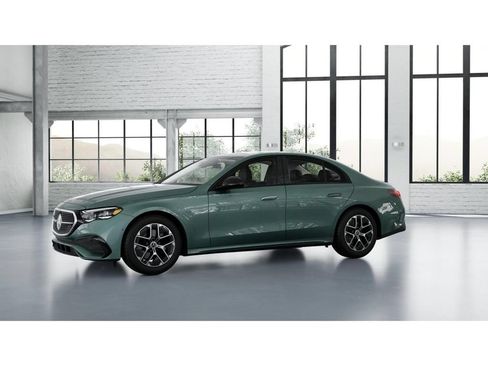Certified 2024 Mercedes-Benz E 350 4MATIC Sedan image 37