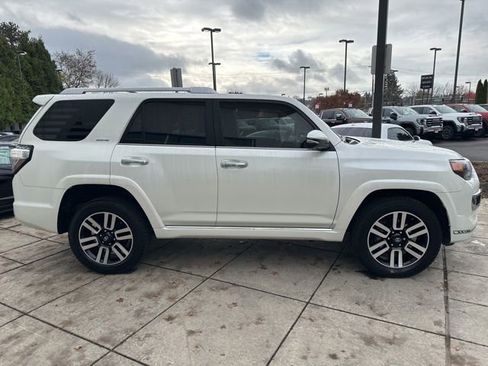 Used 2023 Toyota 4Runner Limited image 2