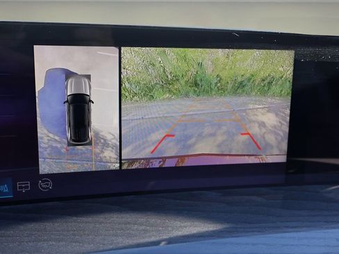 New 2025 Cadillac Escalade IQ Luxury 2 image 29