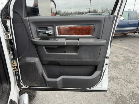 Used 2012 RAM 2500 Laramie w/ Chrome Accents Group image 22