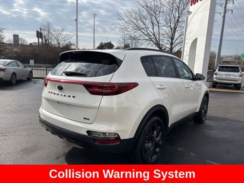 Used 2022 Kia Sportage Nightfall Edition image 7