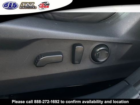 Used 2022 Subaru Outback Premium image 11