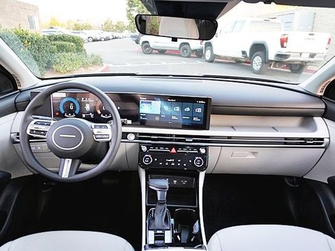 New 2026 Hyundai Tucson SEL image 22