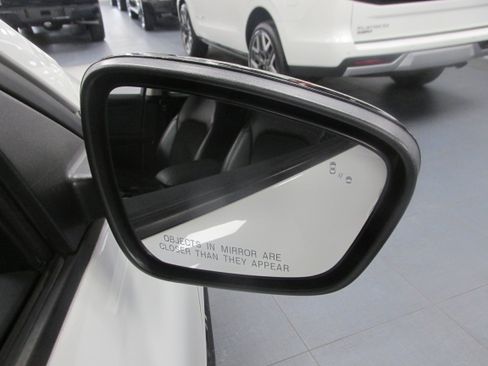 Used 2022 Ford Escape SEL w/ SEL Stealth AWD Package image 17