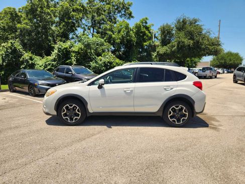 Used 2015 Subaru Crosstrek 2.0i Premium w/ Popular Package #1 AWD/4WD image 4