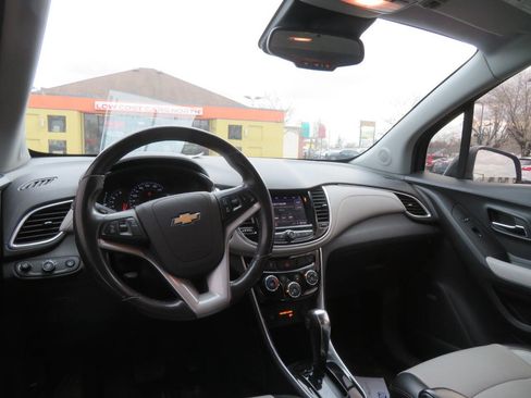 Used 2019 Chevrolet Trax Premier image 5