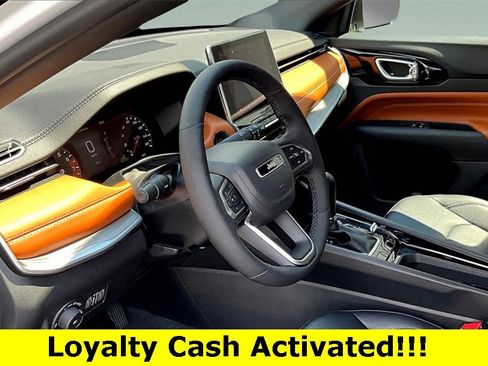 New 2025 Jeep Compass Limited image 14