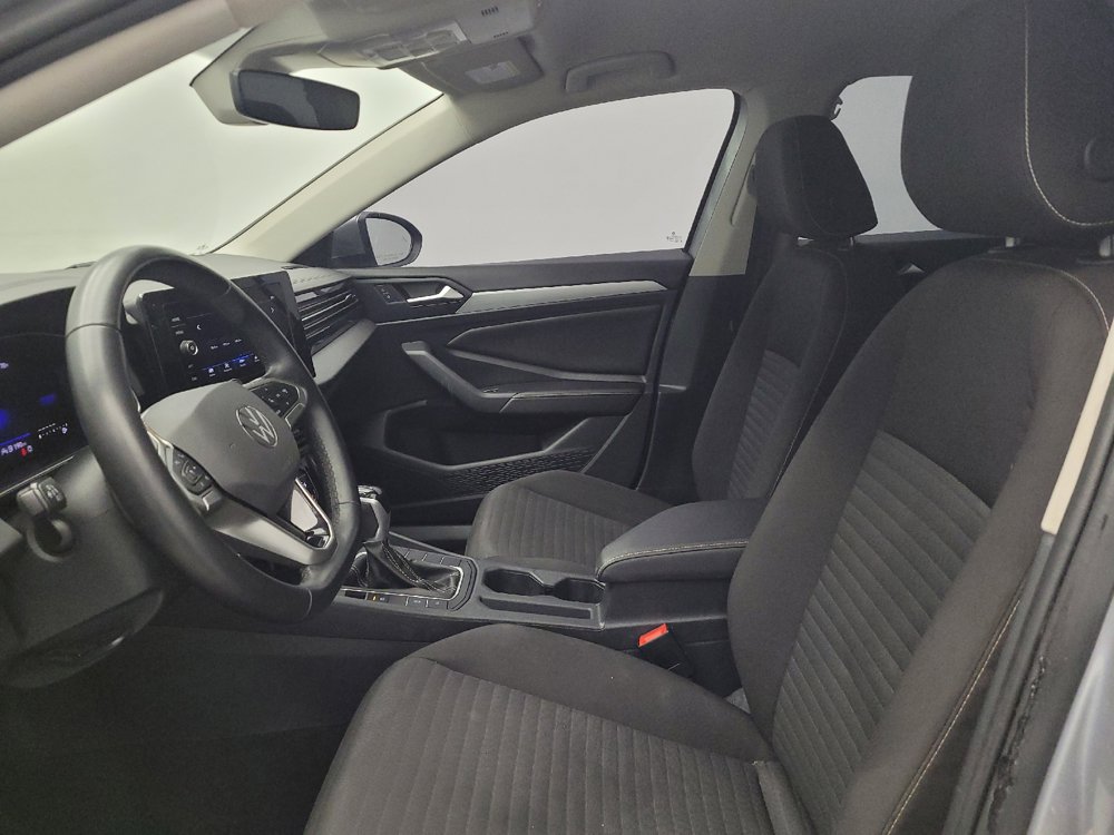 Used 2025 Volkswagen Jetta S FWD image 17