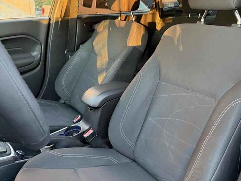 Used 2017 Ford Fiesta SE image 10