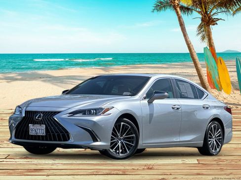 Used 2023 Lexus ES 300h w/ Premium Package FWD image 2