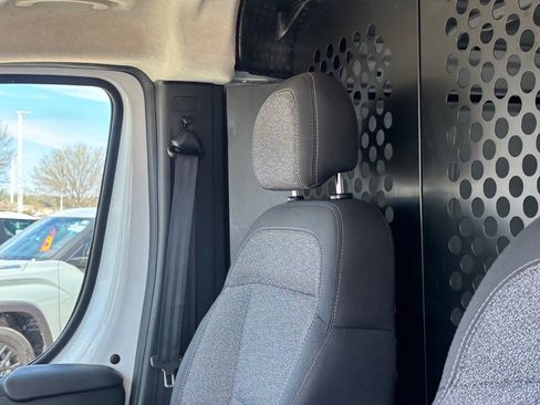 Used 2025 RAM ProMaster 2500 w/ U-Haul Equipment Group image 10
