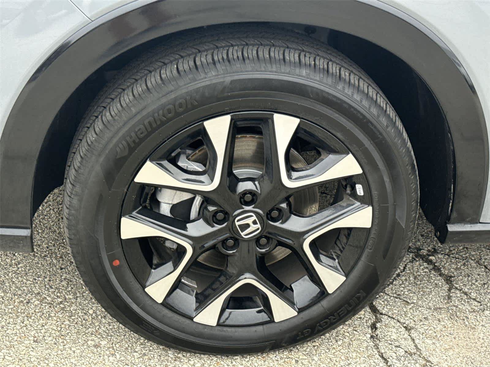 Used 2027 Honda HR-V EX-L image 11