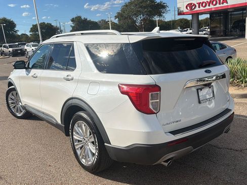 Used 2020 Ford Explorer Limited RWD image 5