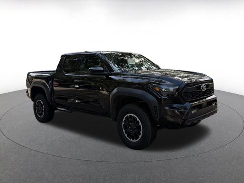 Used 2025 Toyota Tacoma TRD Off-Road image 1