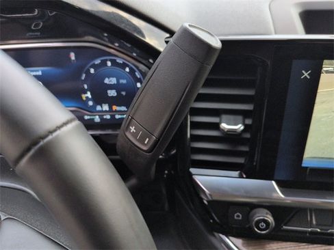 Used 2024 Chevrolet Silverado 1500 LT w/ Z71 Off-Road Package image 16