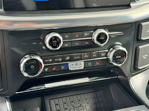 New 2025 Ford F150 Lariat w/ Equipment Group 501A Mid image 20