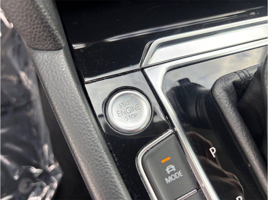 Used 2021 Volkswagen Arteon SE FWD image 25