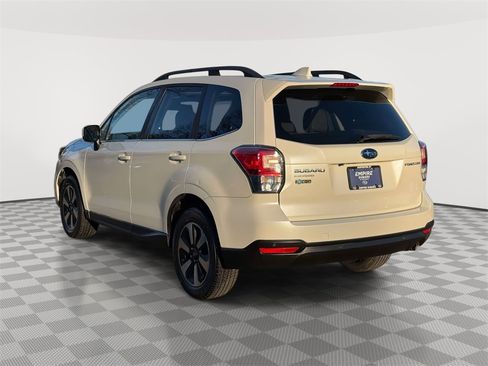 Used 2018 Subaru Forester 2.5i Limited image 5