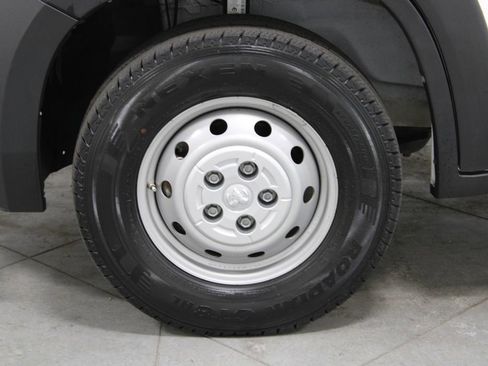 Used 2023 RAM ProMaster 2500 FWD image 17