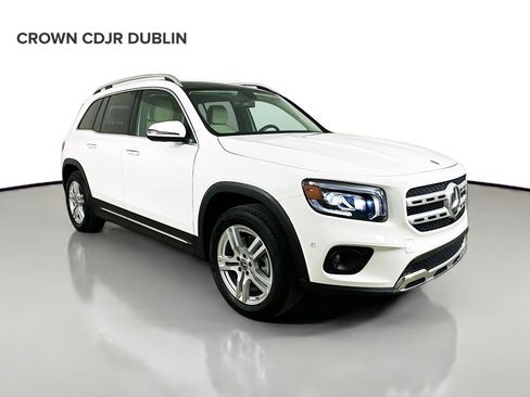 Used 2022 Mercedes-Benz GLB 250 4MATIC image 4