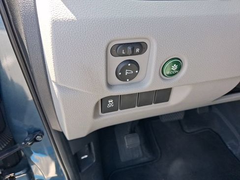 Used 2017 Honda Pilot EX image 24