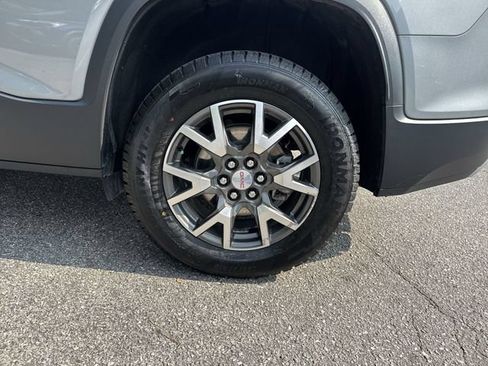 Used 2023 GMC Acadia SLE w/ Driver Convenience Package AWD/4WD image 33