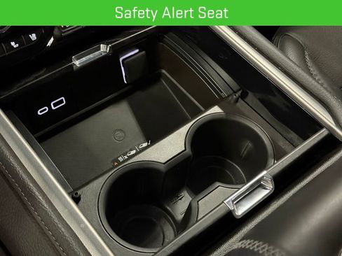 Certified 2023 GMC Yukon Denali AWD/4WD image 37